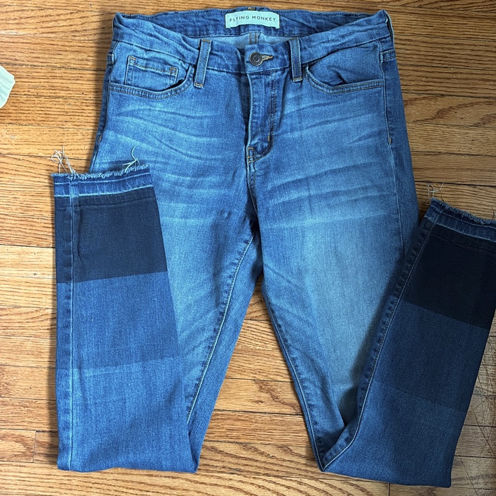 Flying Monkey Jeans. Size 28